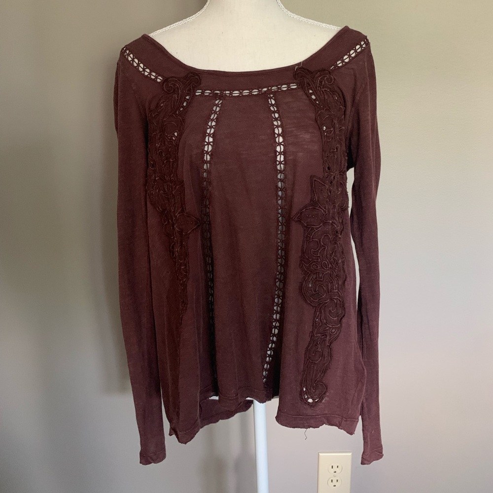 Maroon long sleeve shirt